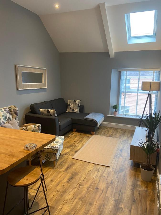 Stylish Tenby Apartment, Great Location, Parking Ngoại thất bức ảnh