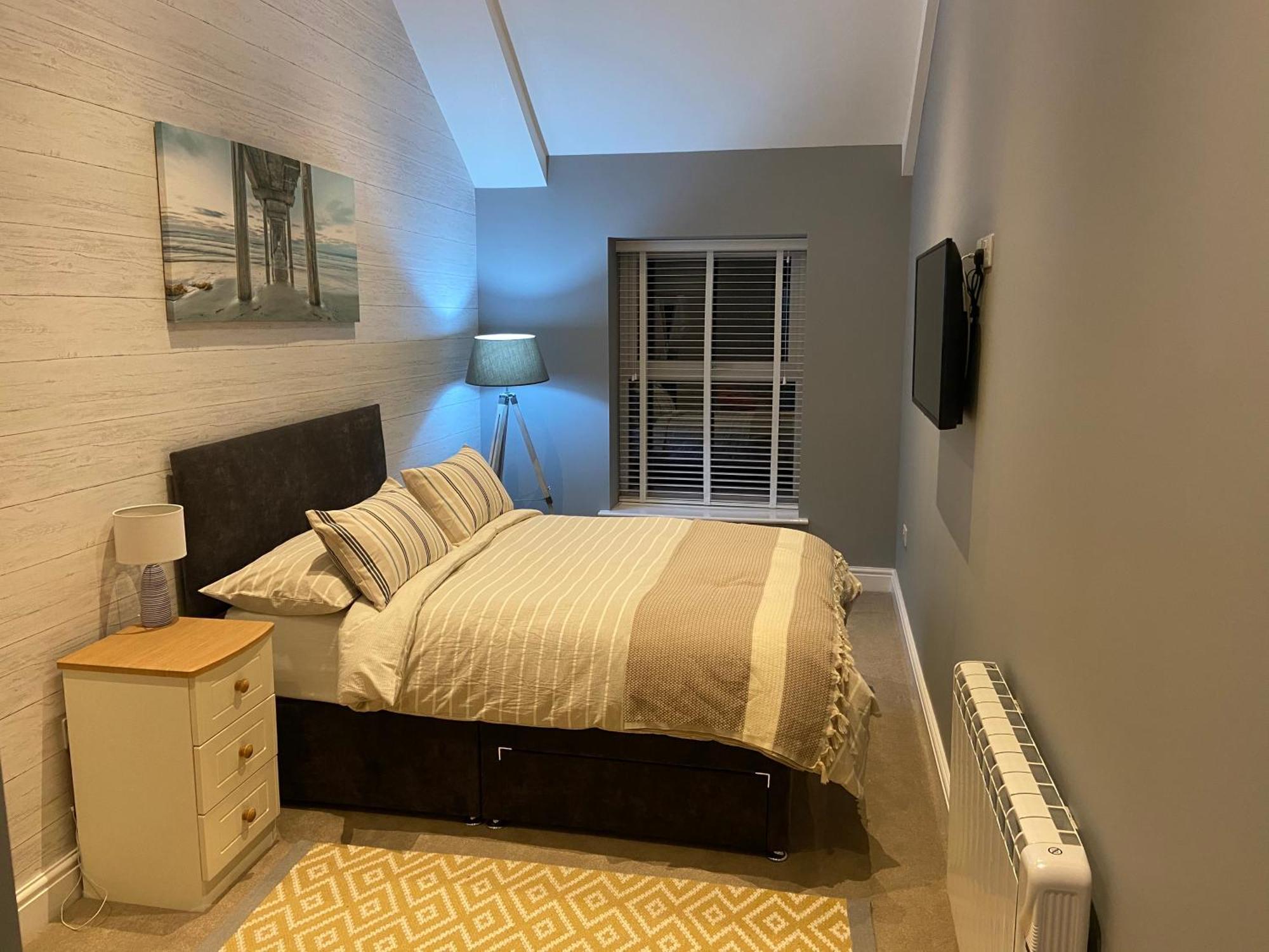Stylish Tenby Apartment, Great Location, Parking Phòng bức ảnh